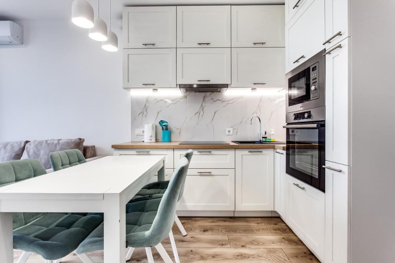 Vip Apartments Lviv Bagian luar foto